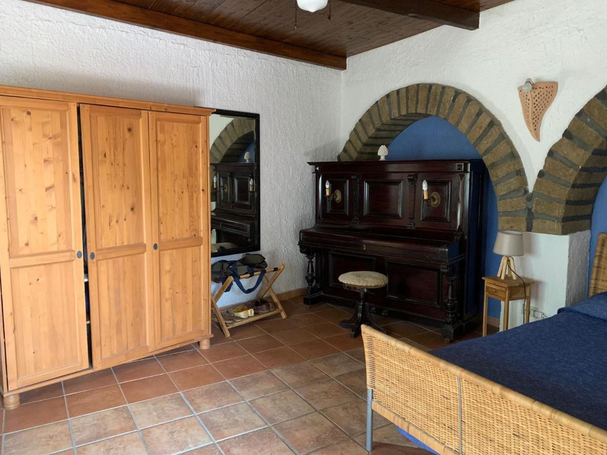 Cactus B&B Le Casette Di Marilena Pantelária Quarto foto